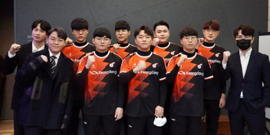 育一线队效 育一线队效